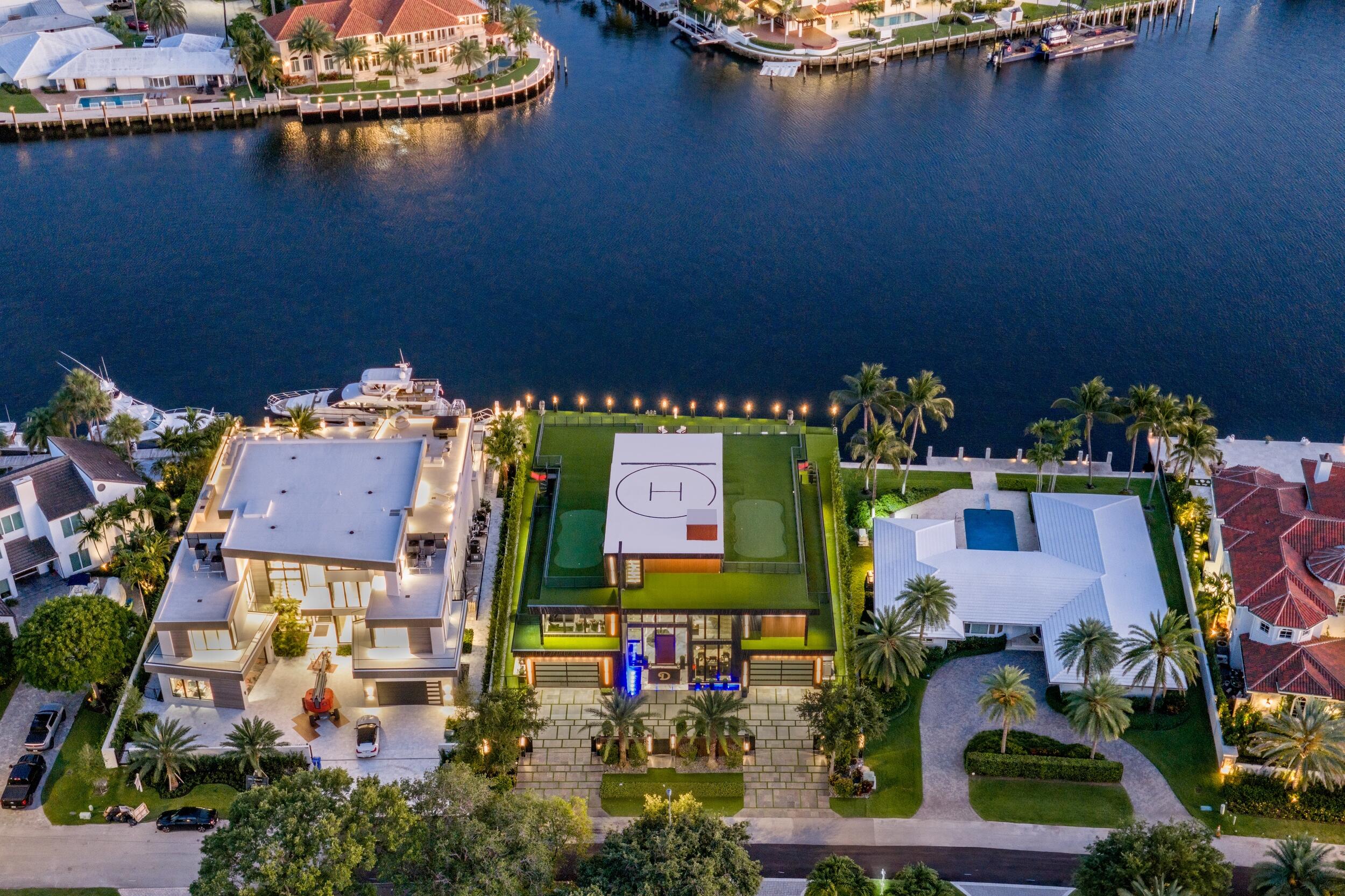 733 Middle Riv Fort Lauderdale, FL 33304