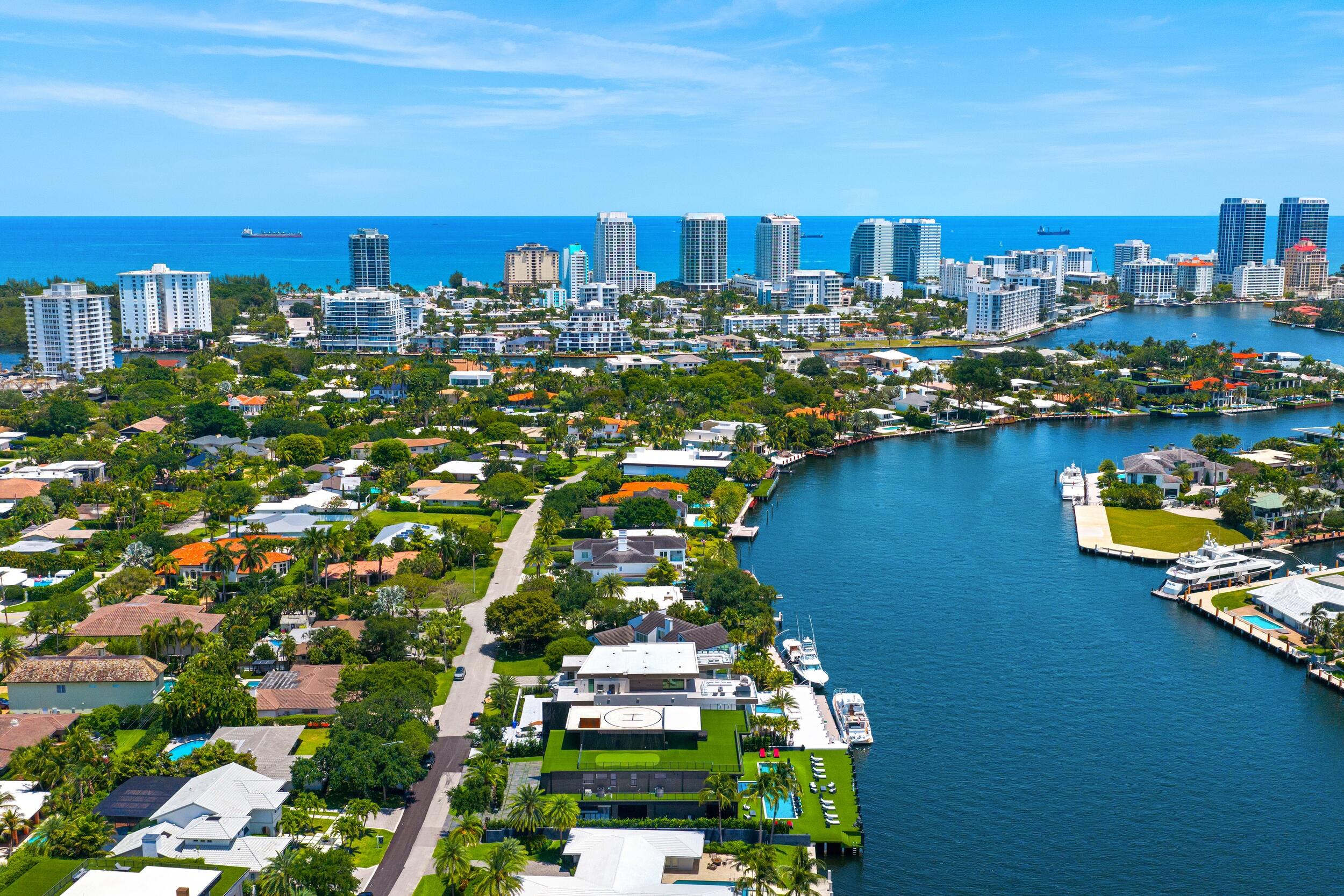 733 Middle Riv Fort Lauderdale, FL 33304