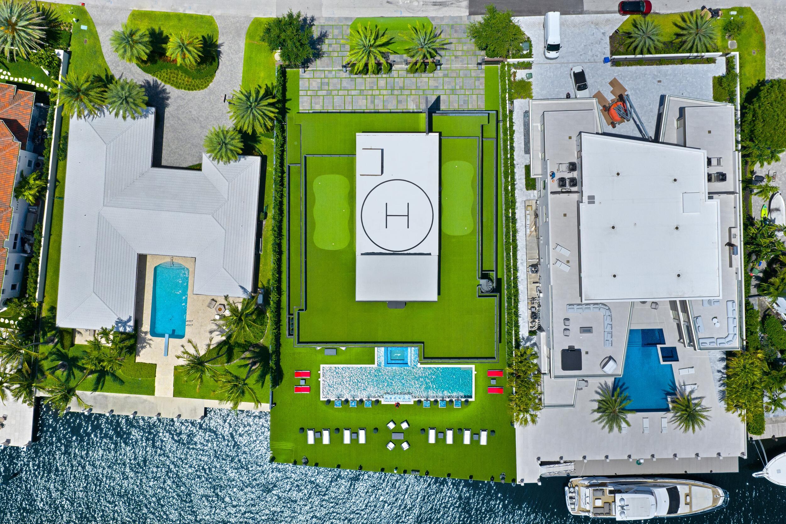 733 Middle Riv Fort Lauderdale, FL 33304