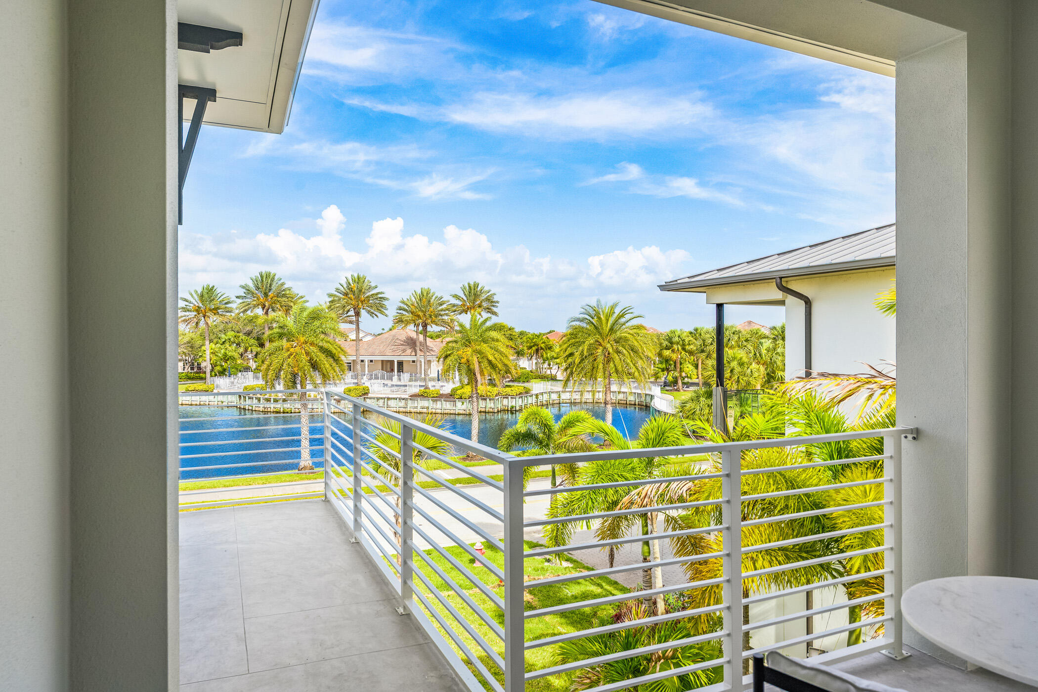4842 S Harbor Vero Beach, FL 32967
