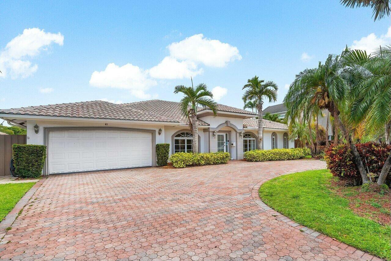41 Castle Hbr Isle Fort Lauderdale, FL 33308