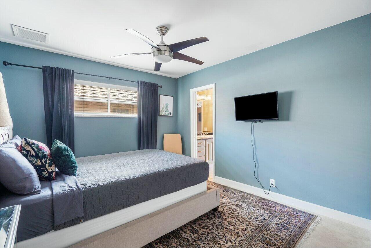 41 Castle Hbr Isle Fort Lauderdale, FL 33308