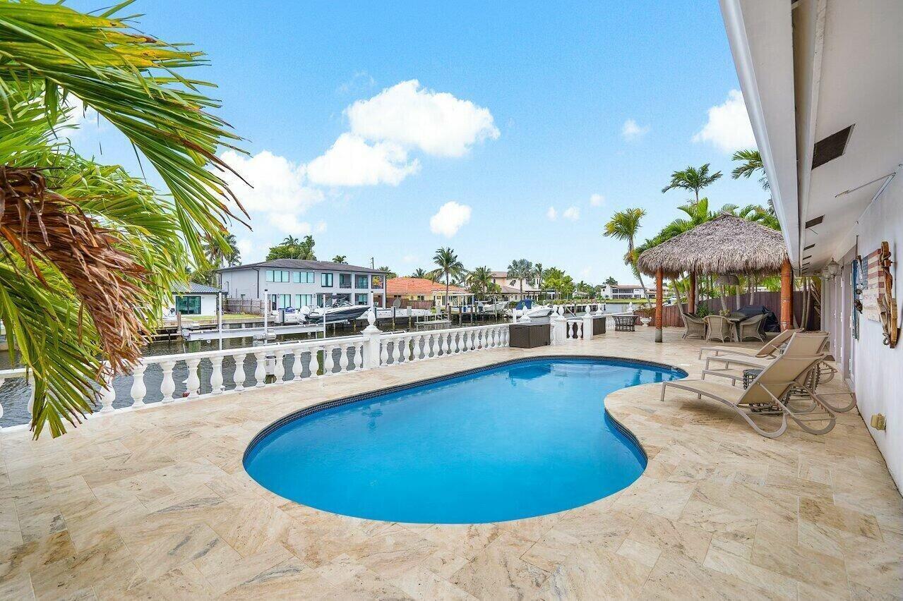 41 Castle Hbr Isle Fort Lauderdale, FL 33308