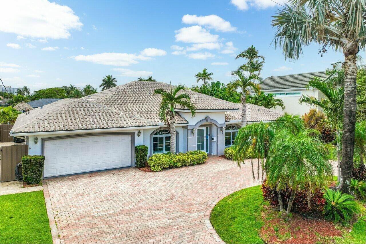 41 Castle Hbr Isle Fort Lauderdale, FL 33308