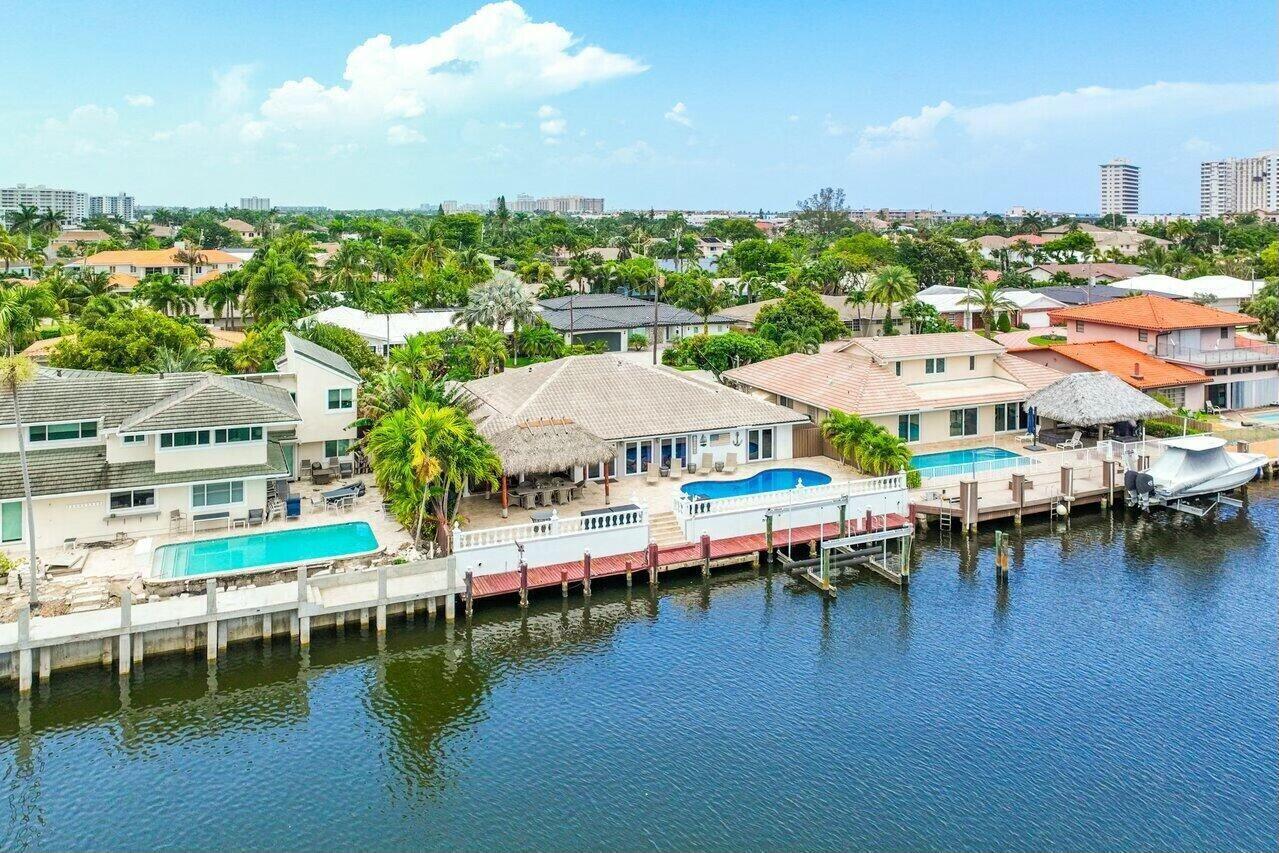 41 Castle Hbr Isle Fort Lauderdale, FL 33308