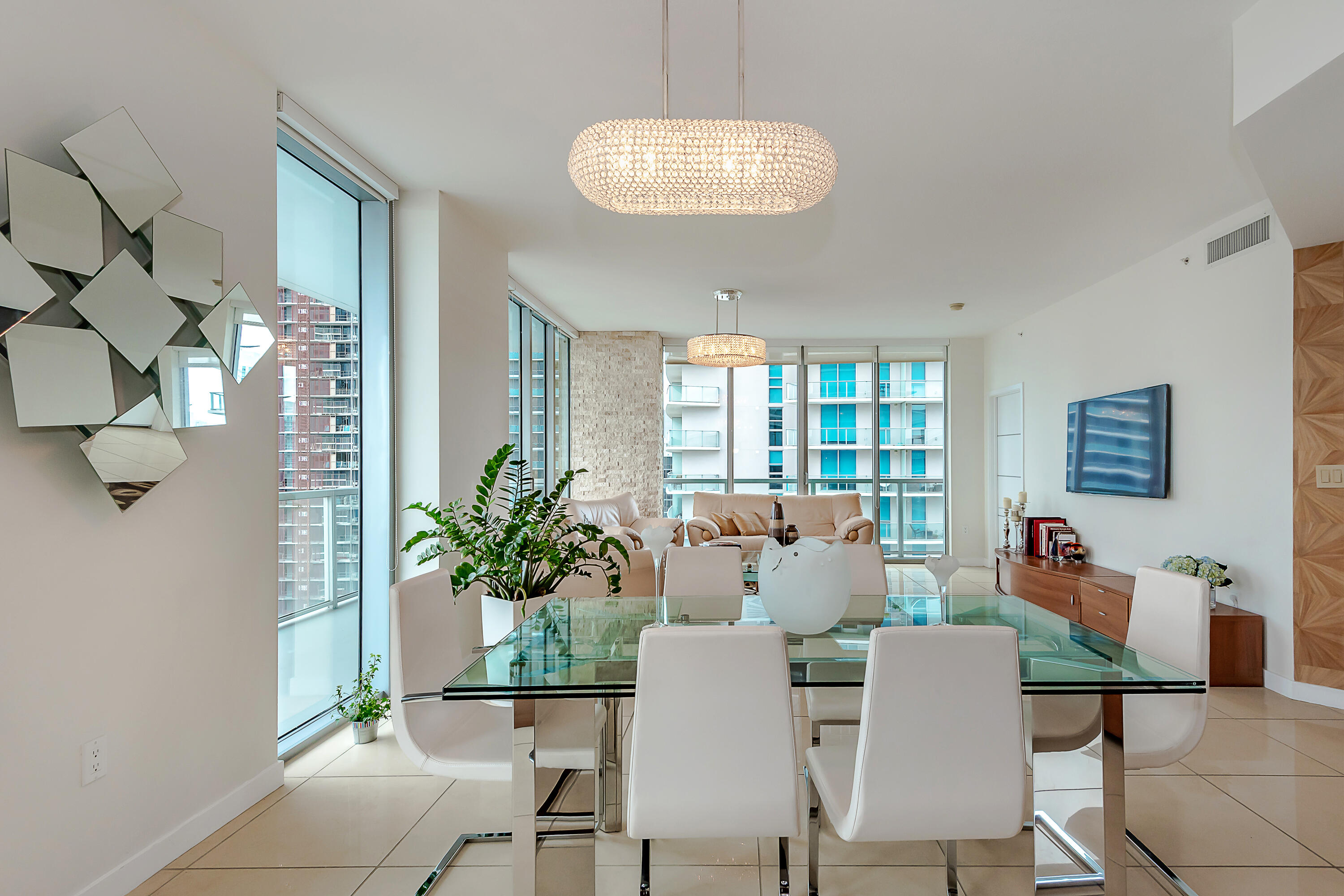 image Axis on Brickell North4