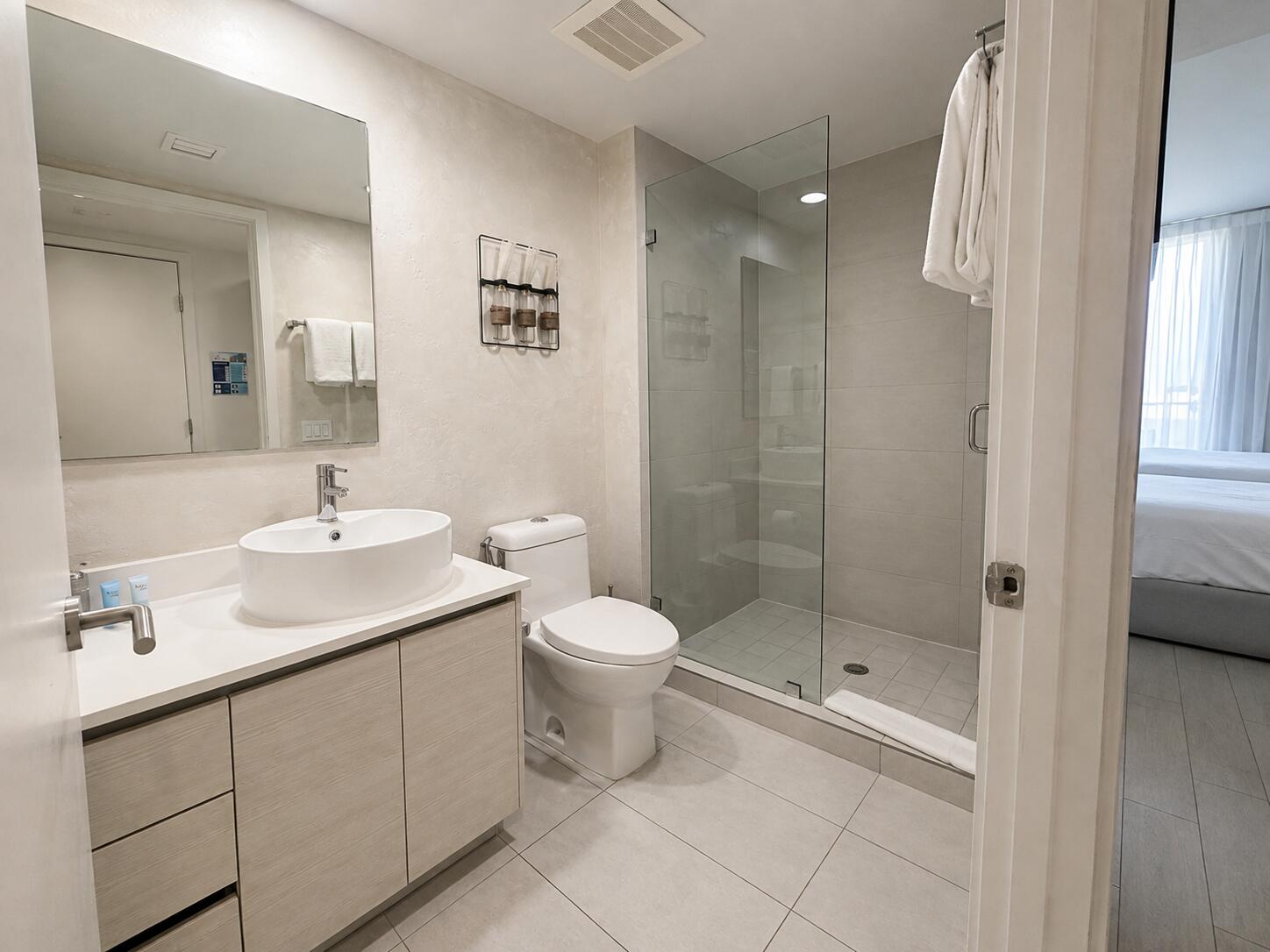 image Beachwalk Condominium5