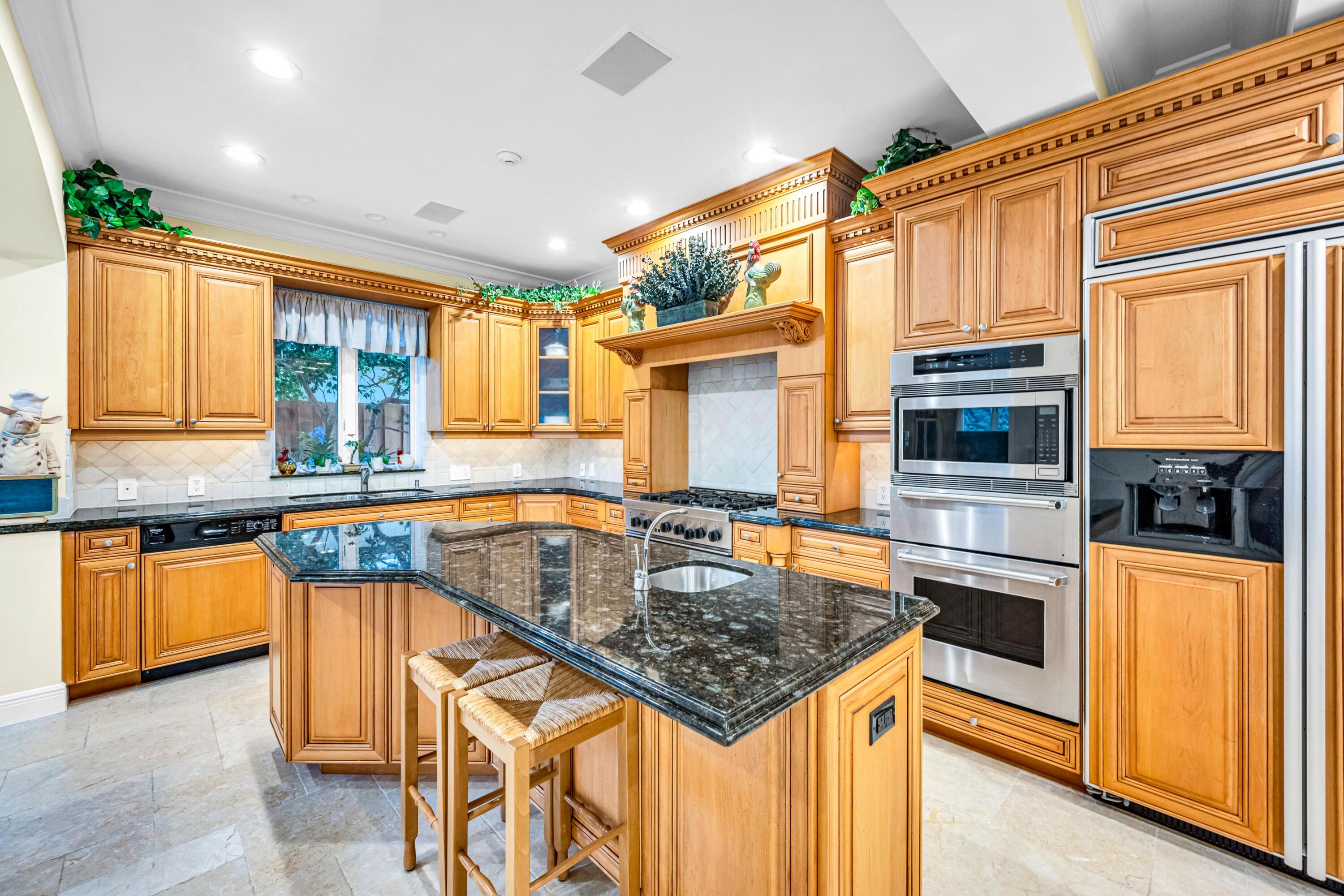 2507 Barcelona Dr Fort Lauderdale, FL 33301