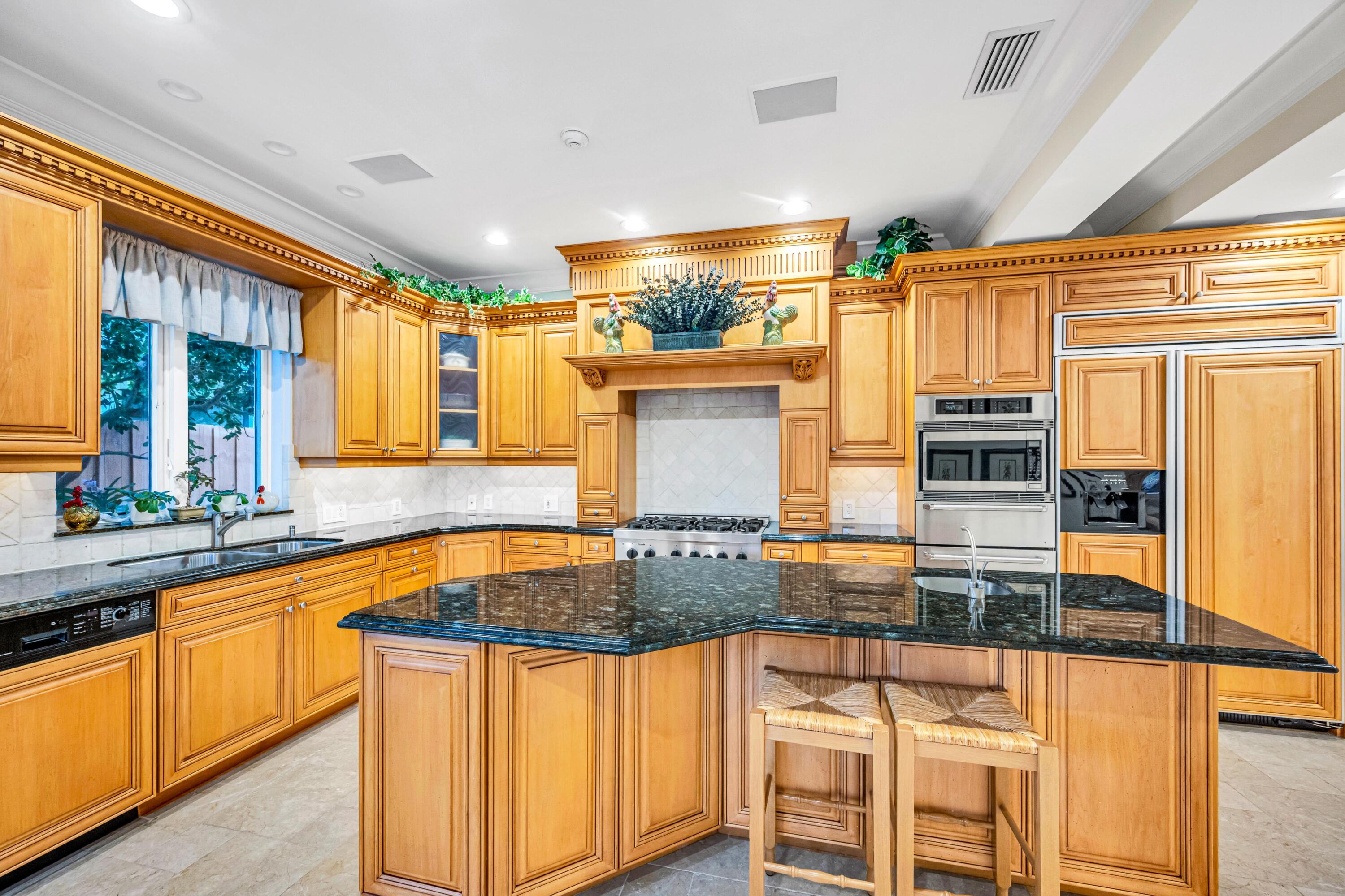 2507 Barcelona Dr Fort Lauderdale, FL 33301
