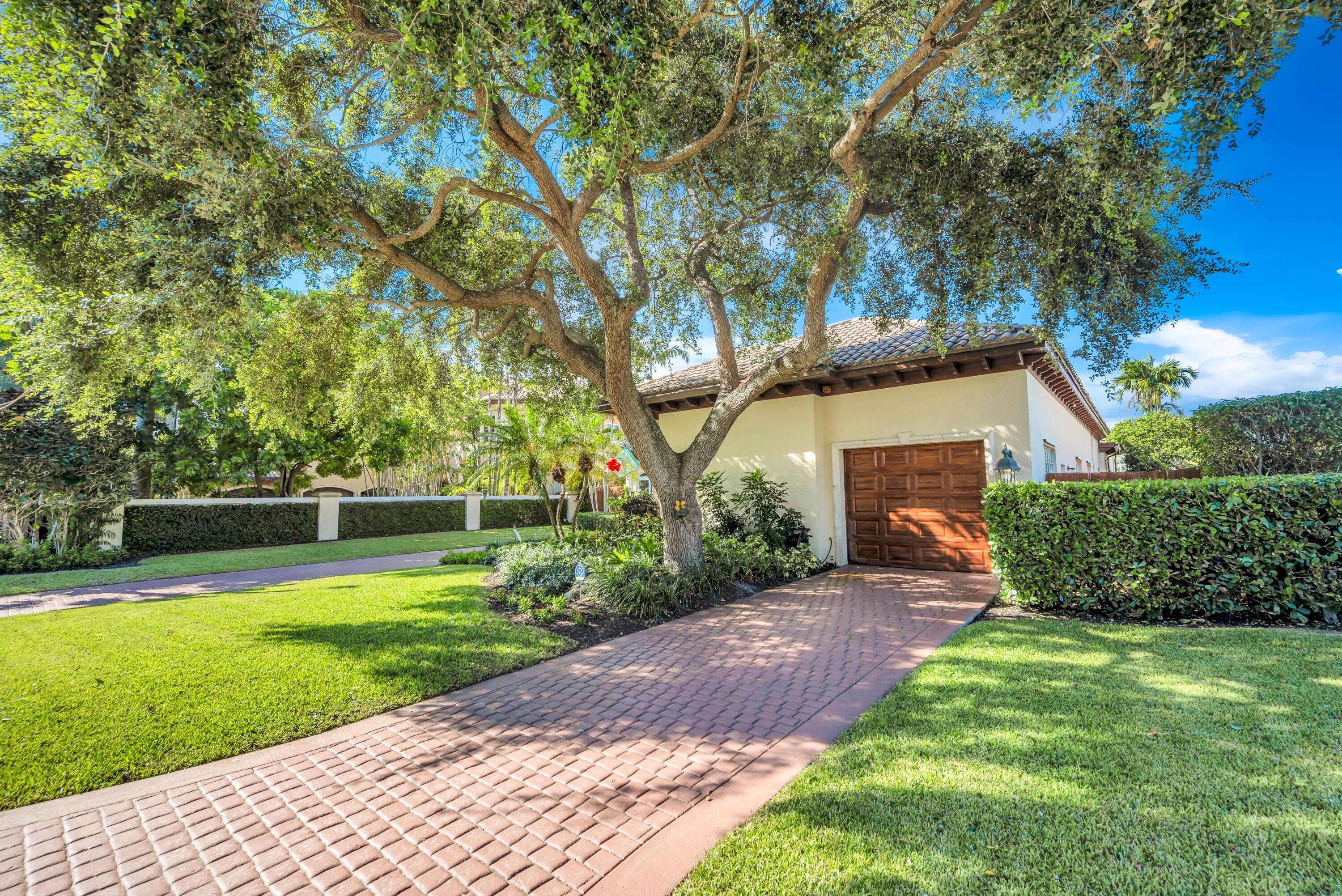 2507 Barcelona Dr Fort Lauderdale, FL 33301