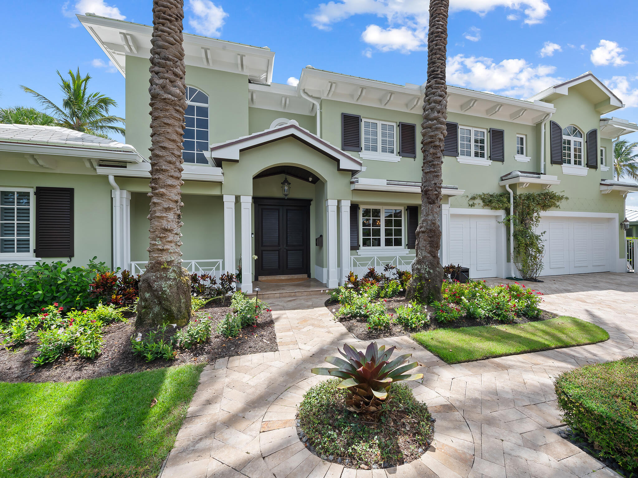 2856 NE 25th St Fort Lauderdale, FL 33305