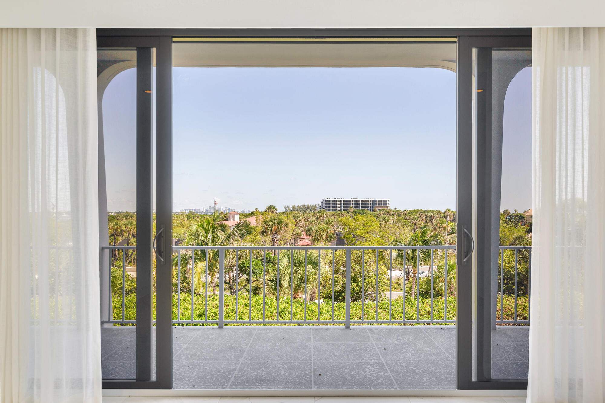 2275 S Ocean Blvd #307A