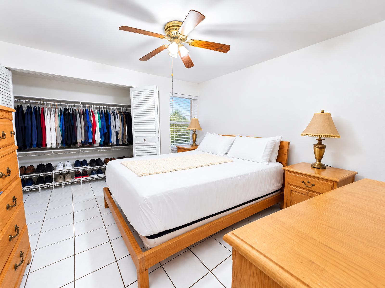 1865 W 68th Hialeah, FL 33014