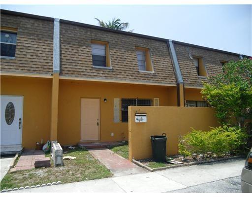 Casa de Condomínio