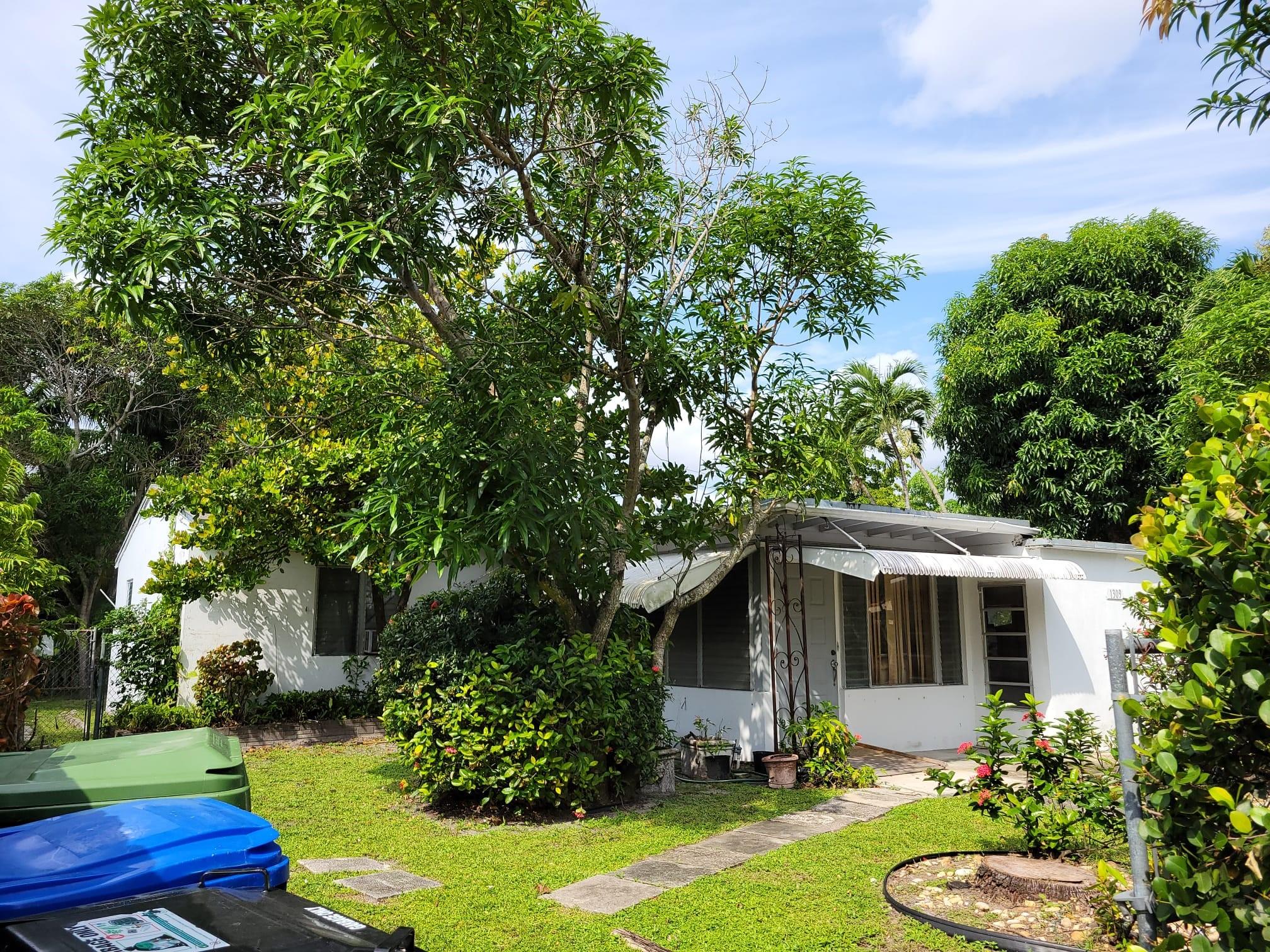 1309 NW 3rd Ave,Fort Lauderdale, FL 33311