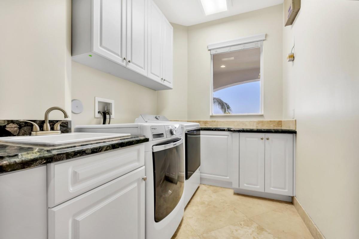 1261 NE 27th Way Pompano Beach, FL 33062