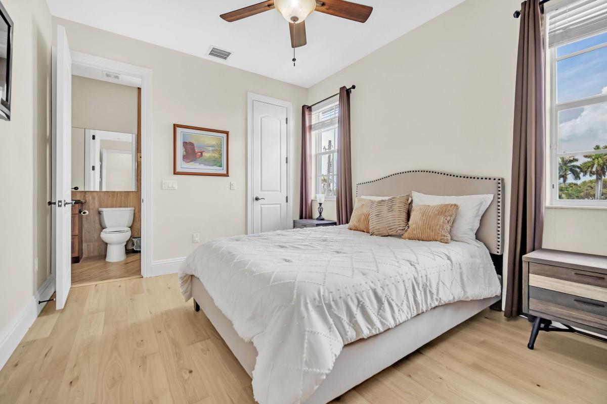 1261 NE 27th Way Pompano Beach, FL 33062