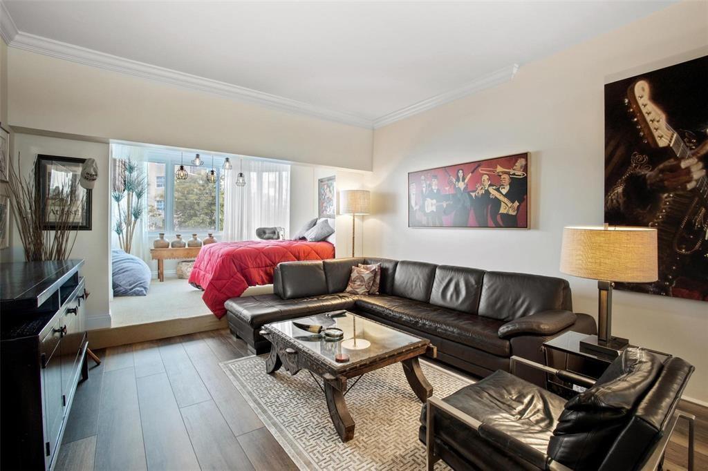 333 Sunset Dr #104 Fort Lauderdale, FL 33301