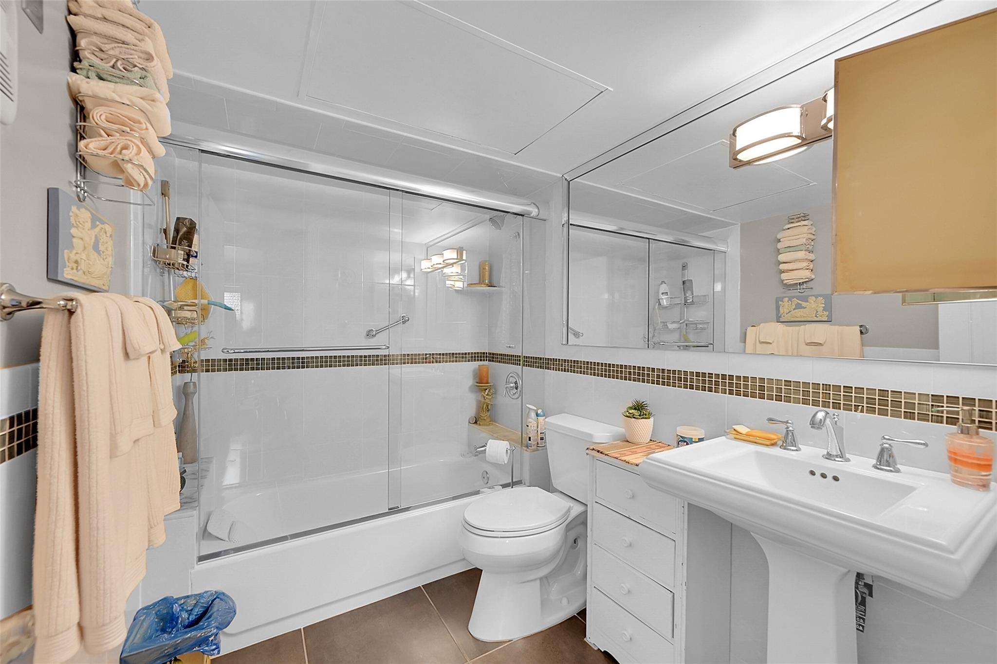 1920 NE 1st Ter #212,Wilton Manors, FL 33305