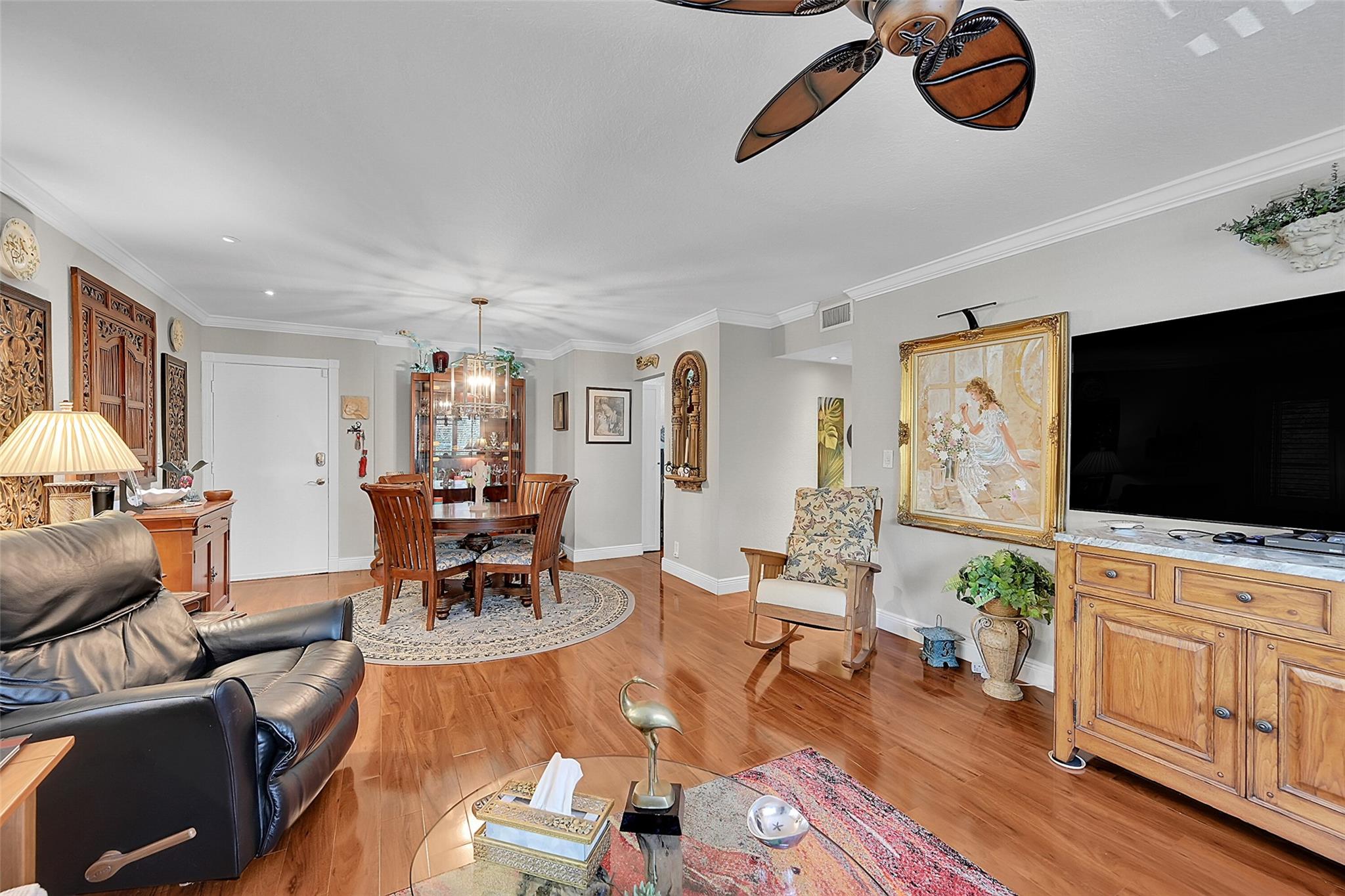 1920 NE 1st Ter #212,Wilton Manors, FL 33305