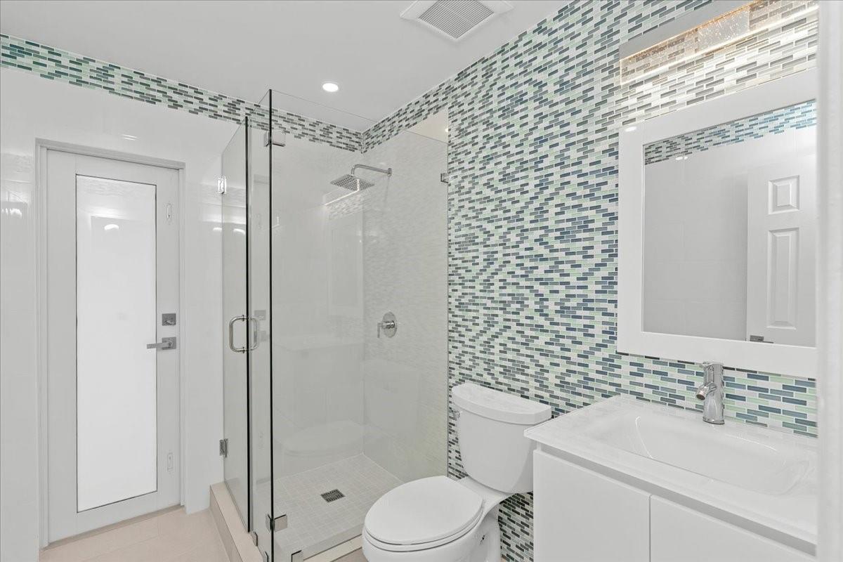 257 SW 32nd Rd Miami, FL 33129