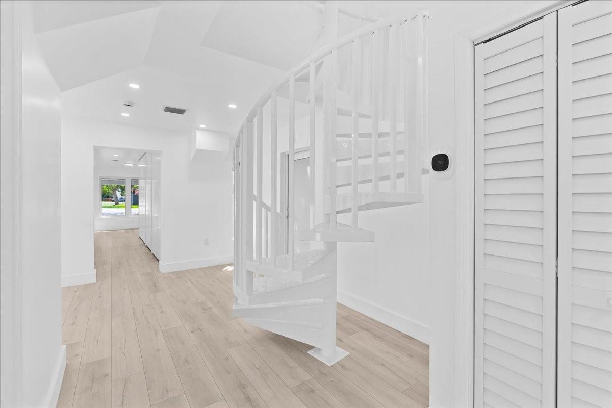 257 SW 32nd Rd Miami, FL 33129