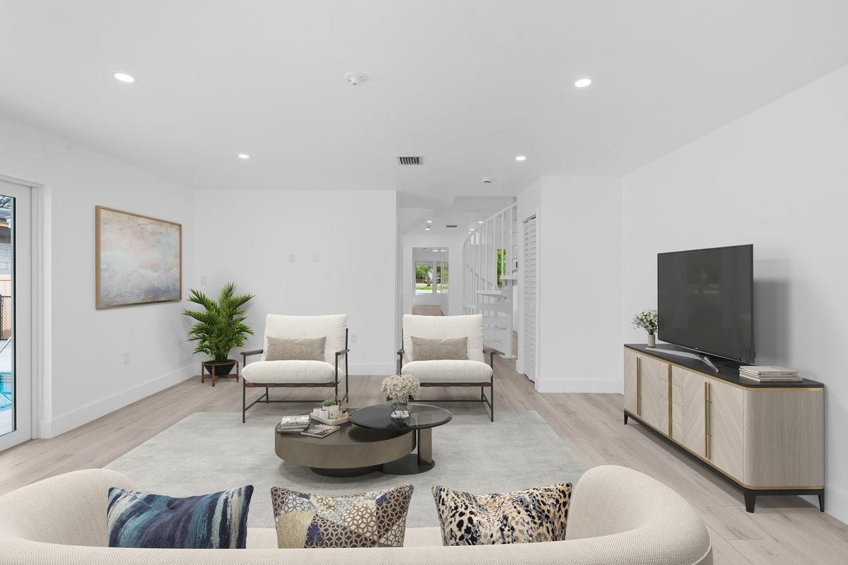 257 SW 32nd Rd Miami, FL 33129