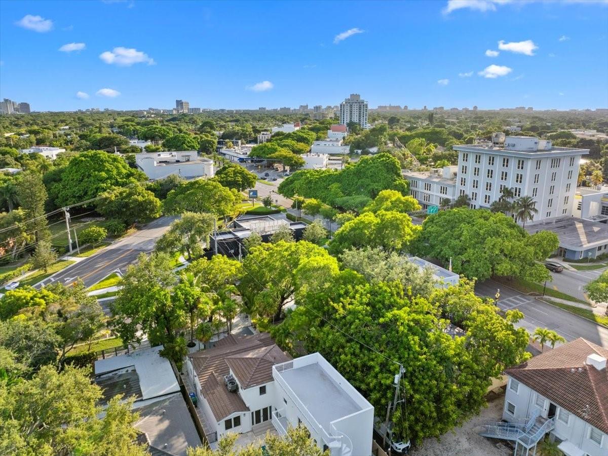 257 SW 32nd Rd Miami, FL 33129