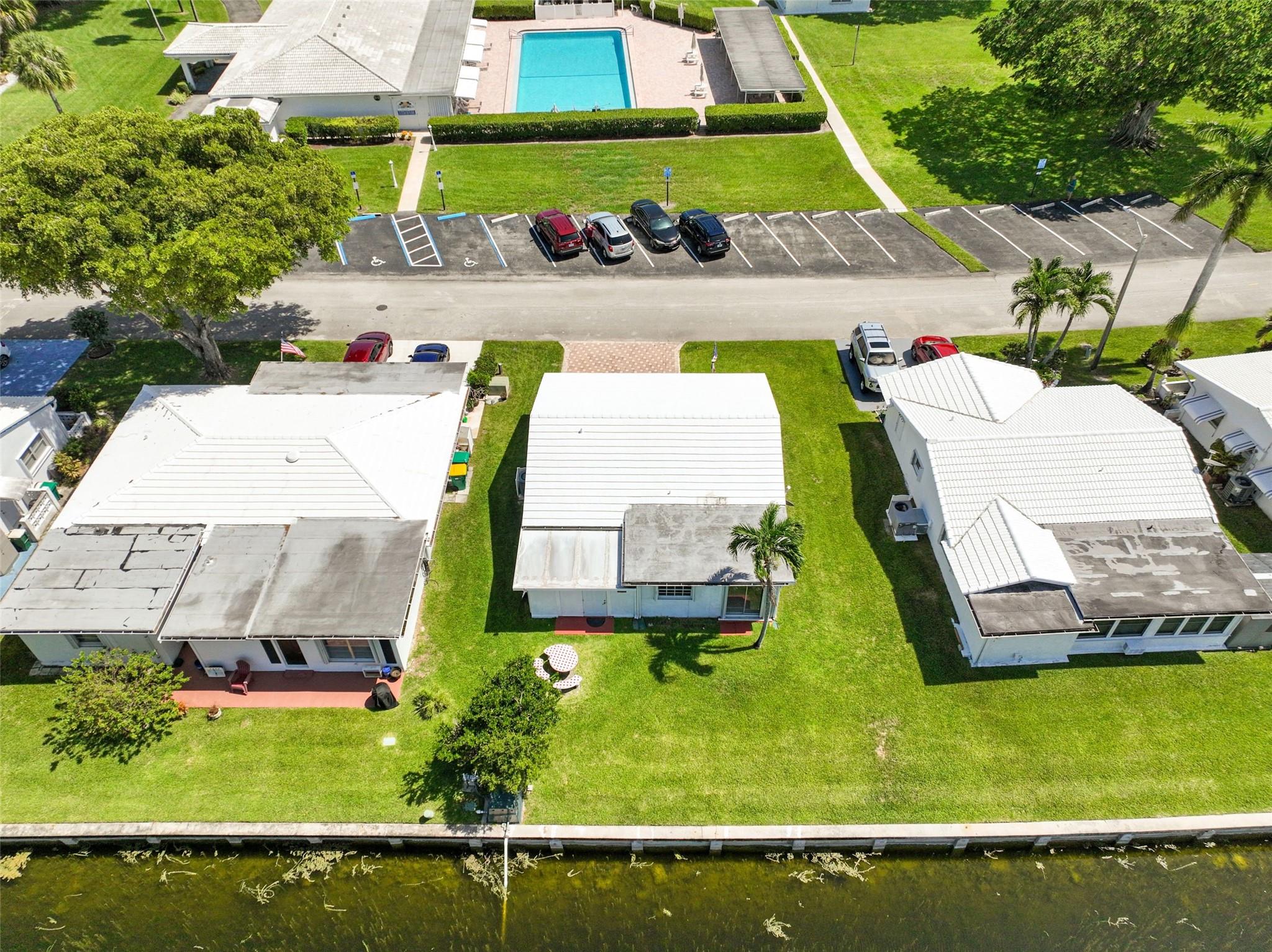 8421 NW 59th Pl,Tamarac, FL 33321