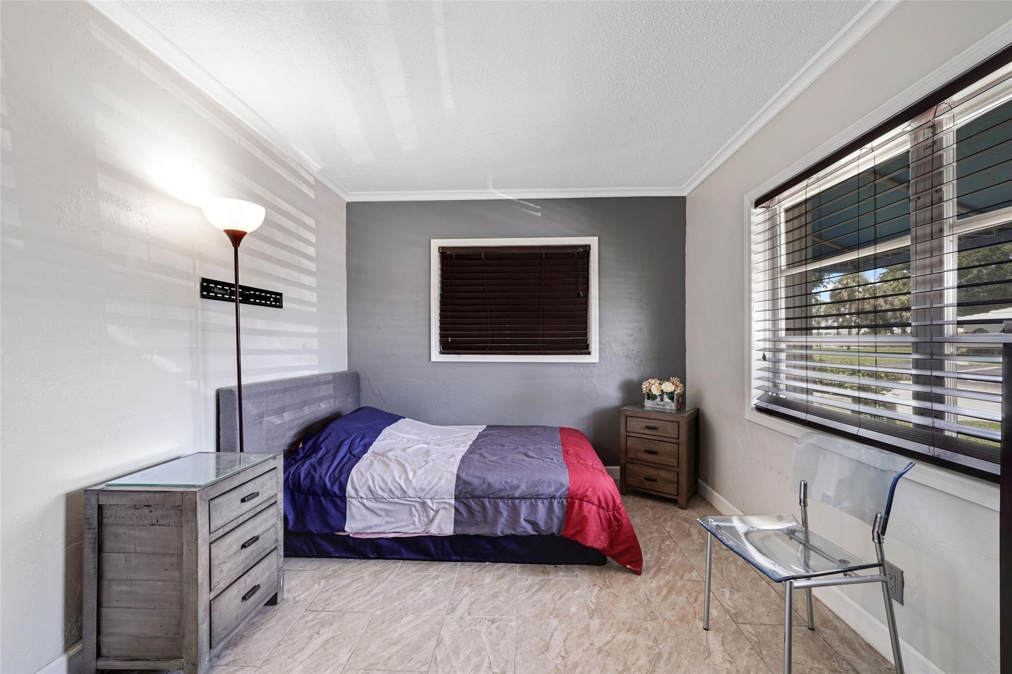 8421 NW 59th Pl,Tamarac, FL 33321