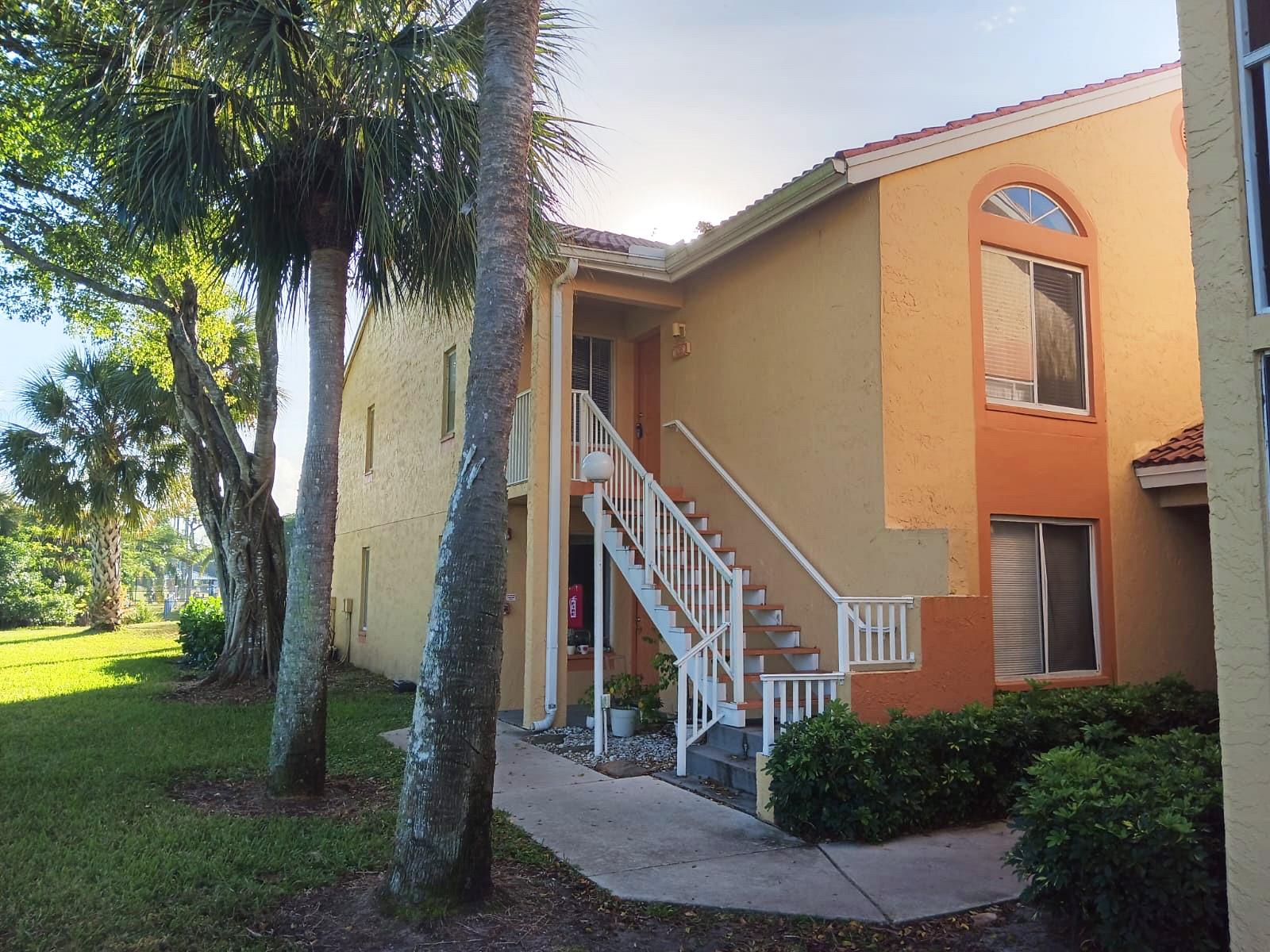 1055 Coral Clb Dr #1055