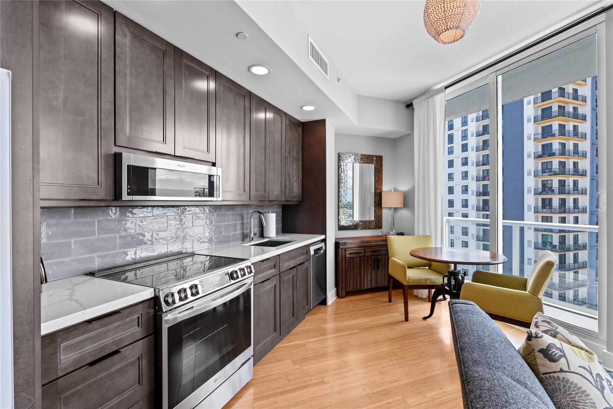 315 NE 3rd Ave #1802 Fort Lauderdale, FL 33301