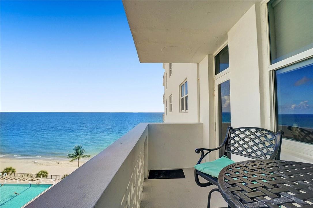 4250 Galt Ocean Dr #9R