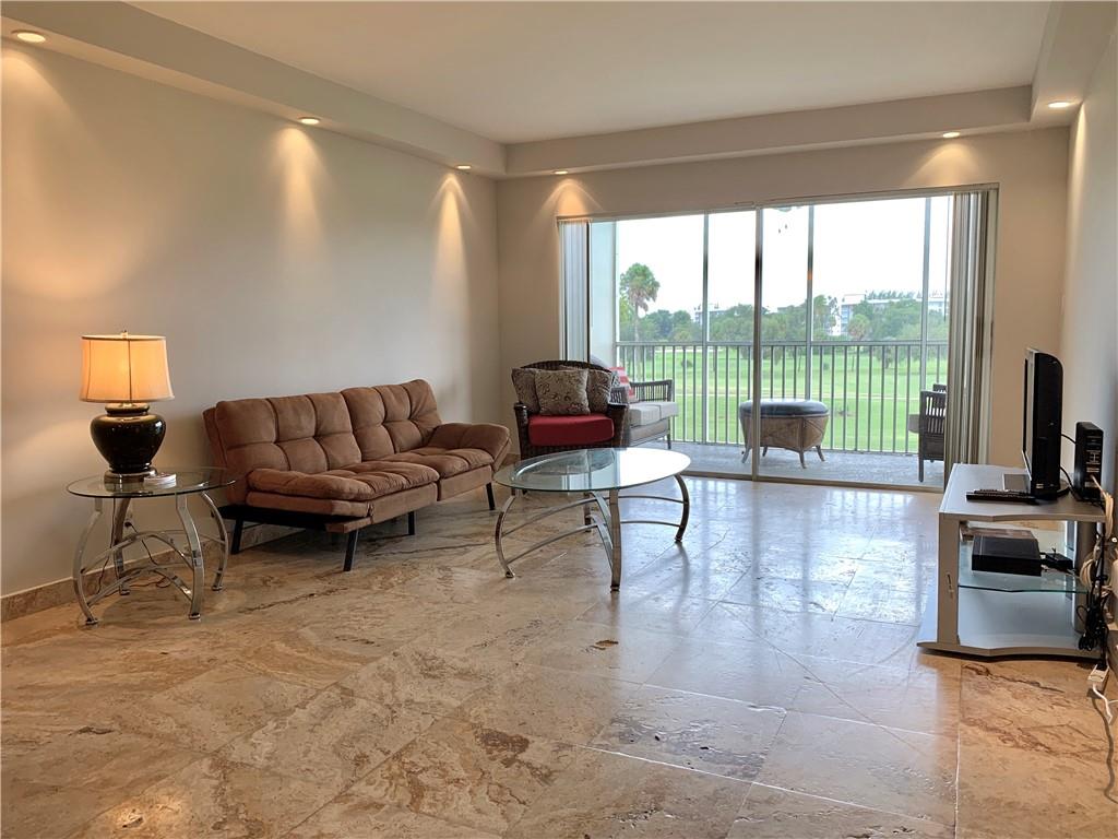 2950 N Palm Aire Dr #305