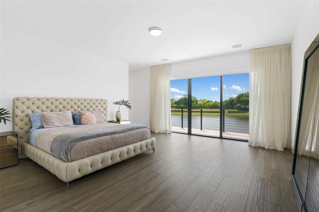 16552 Botaniko Dr S Weston, FL 33326