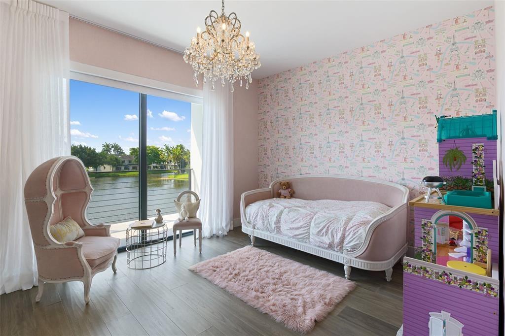 16552 Botaniko Dr S Weston, FL 33326