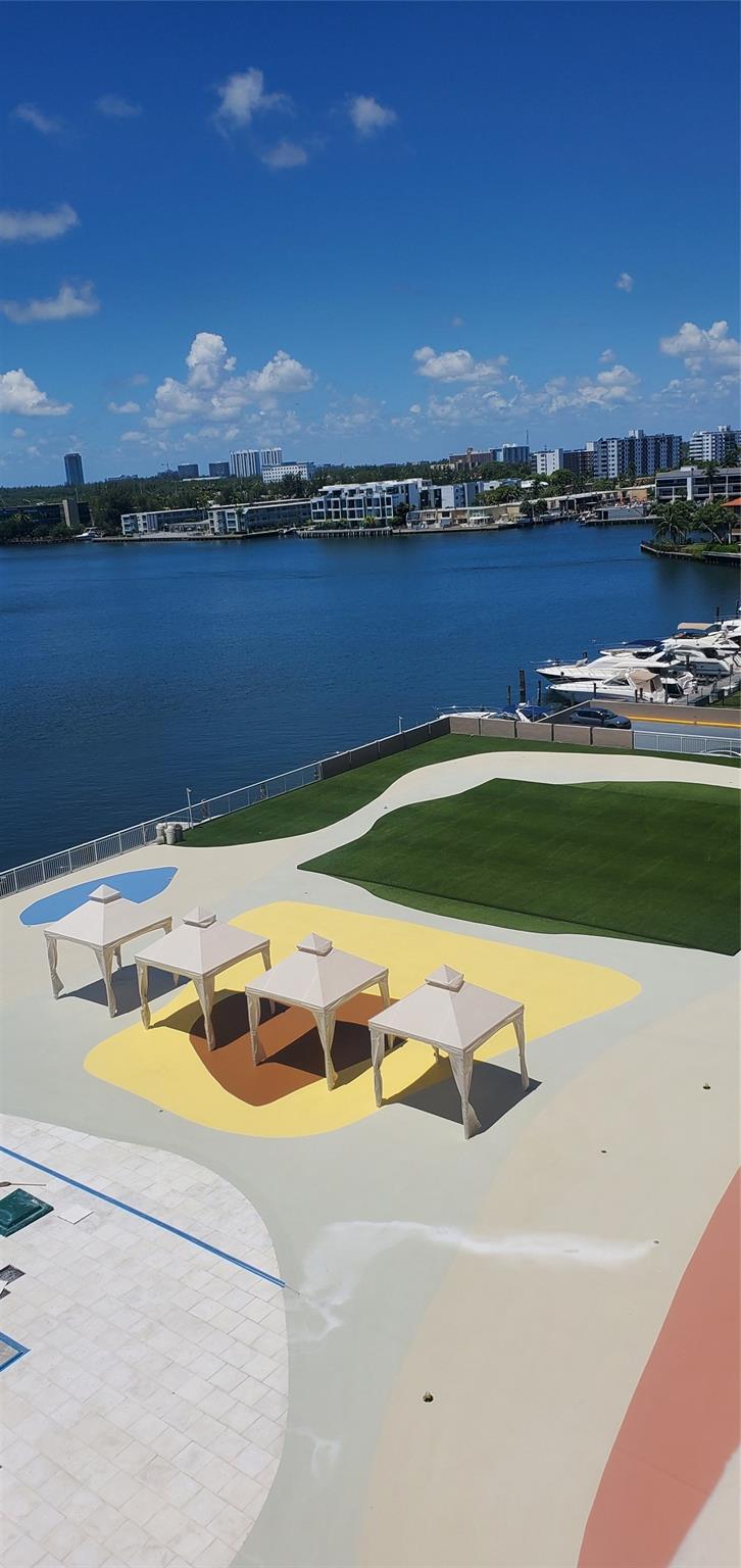 image Winston Towers1