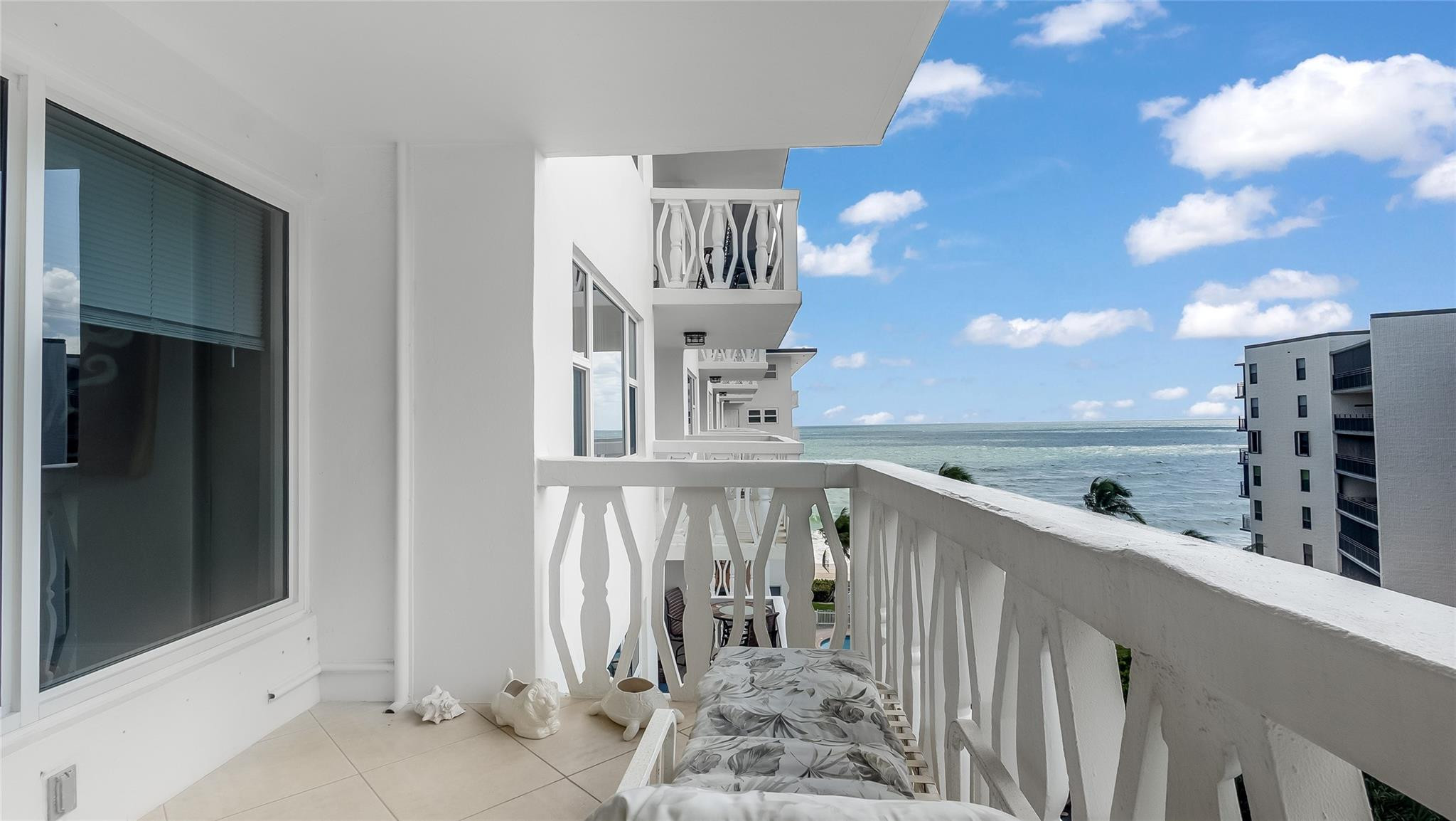 1169 Hillsboro Mile #717 Hillsboro Beach, FL 33062