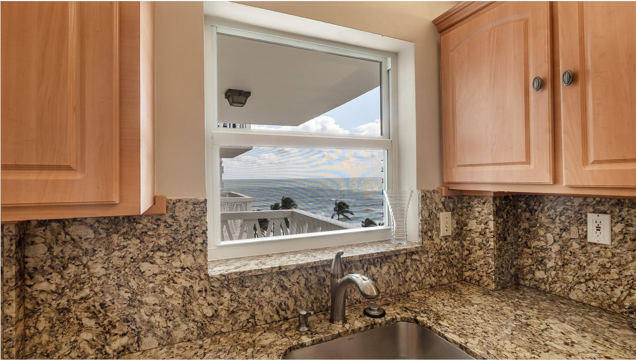 1169 Hillsboro Mile #717 Hillsboro Beach, FL 33062