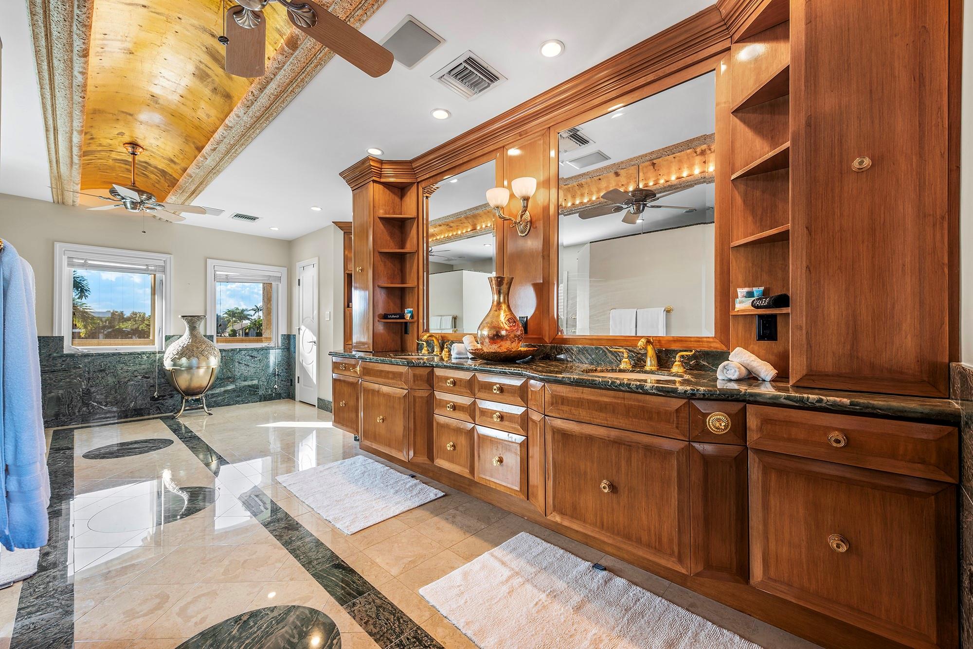 3005 NE 19th St Fort Lauderdale, FL 33305