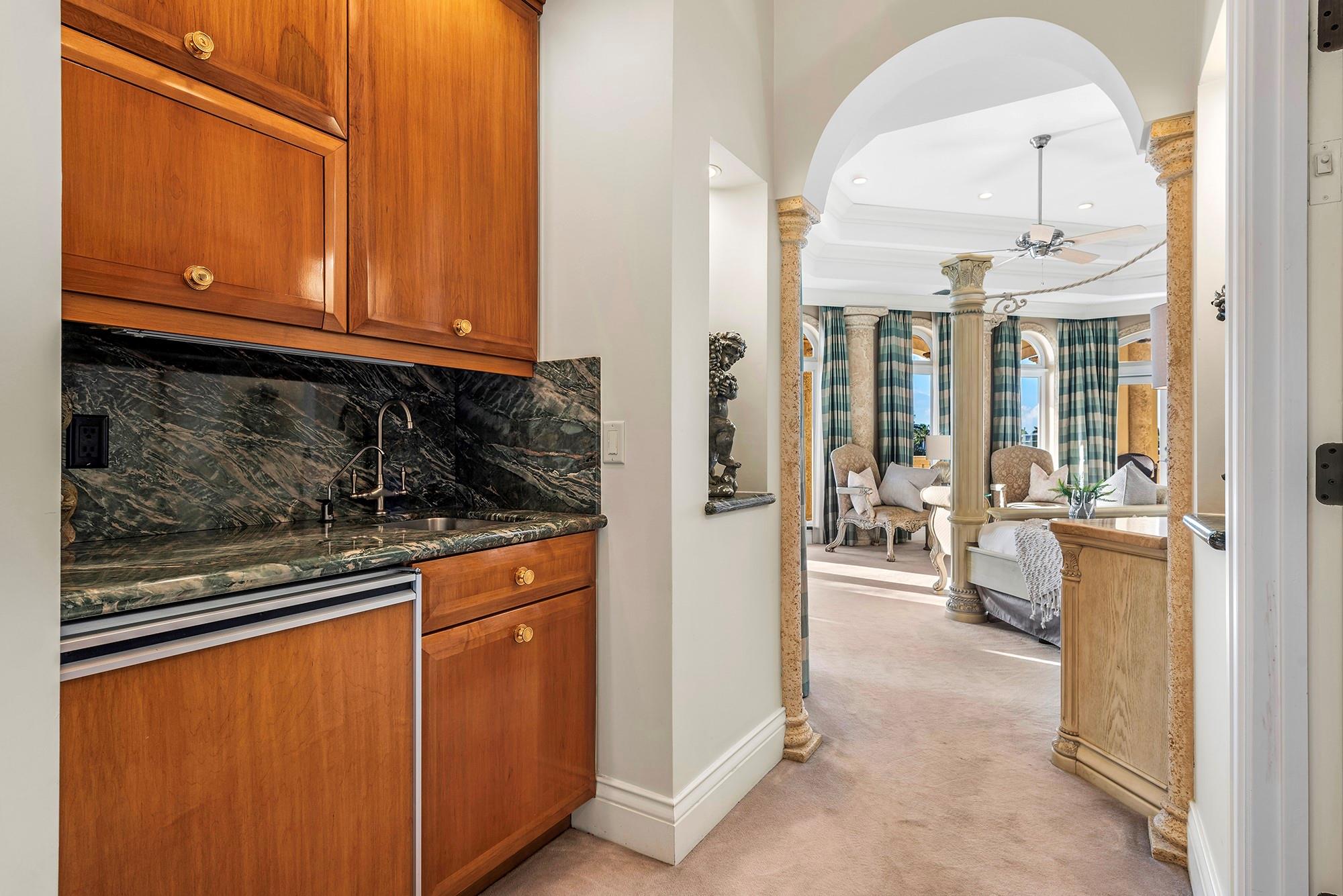 3005 NE 19th St Fort Lauderdale, FL 33305