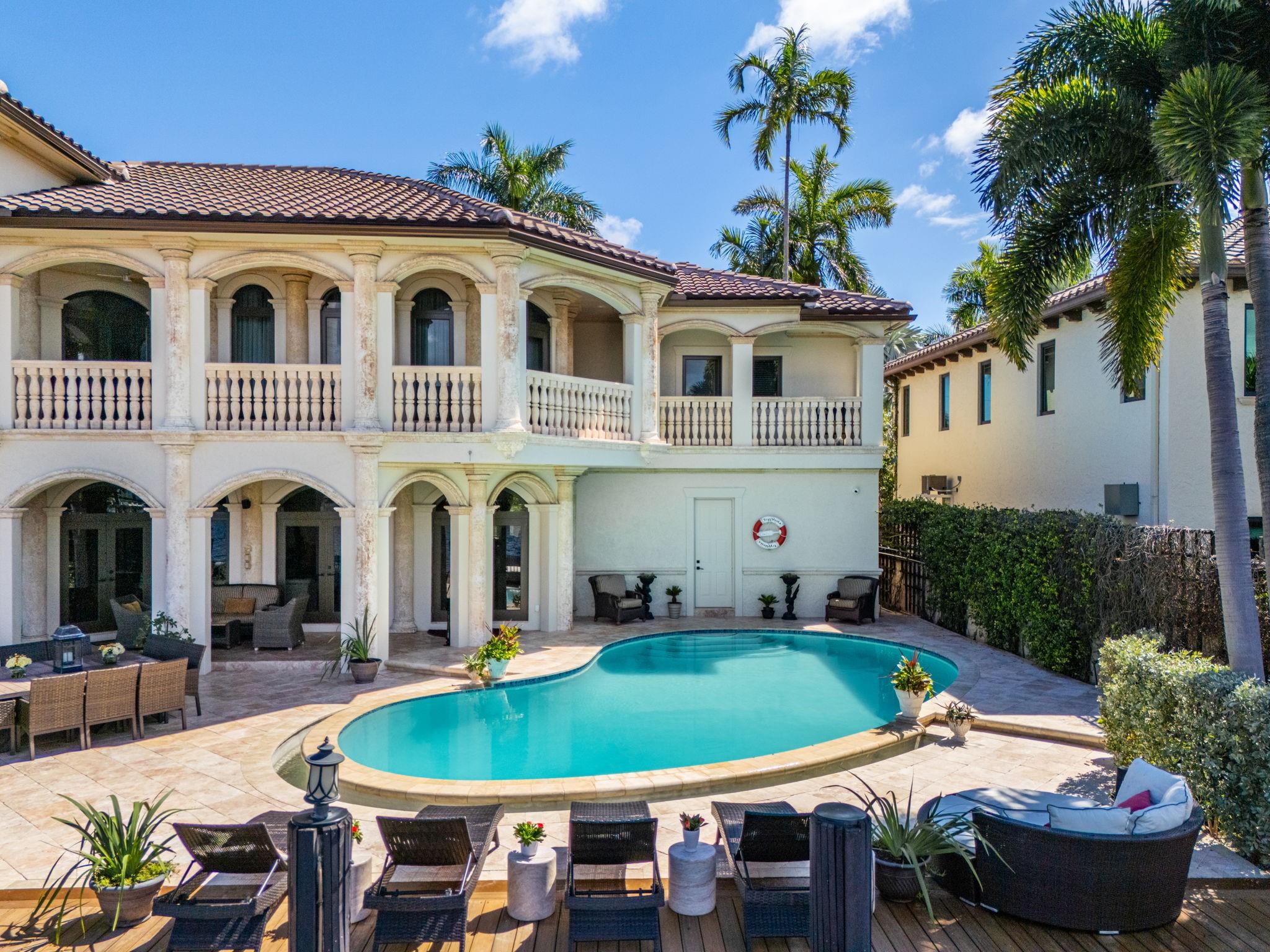 3005 NE 19th St Fort Lauderdale, FL 33305