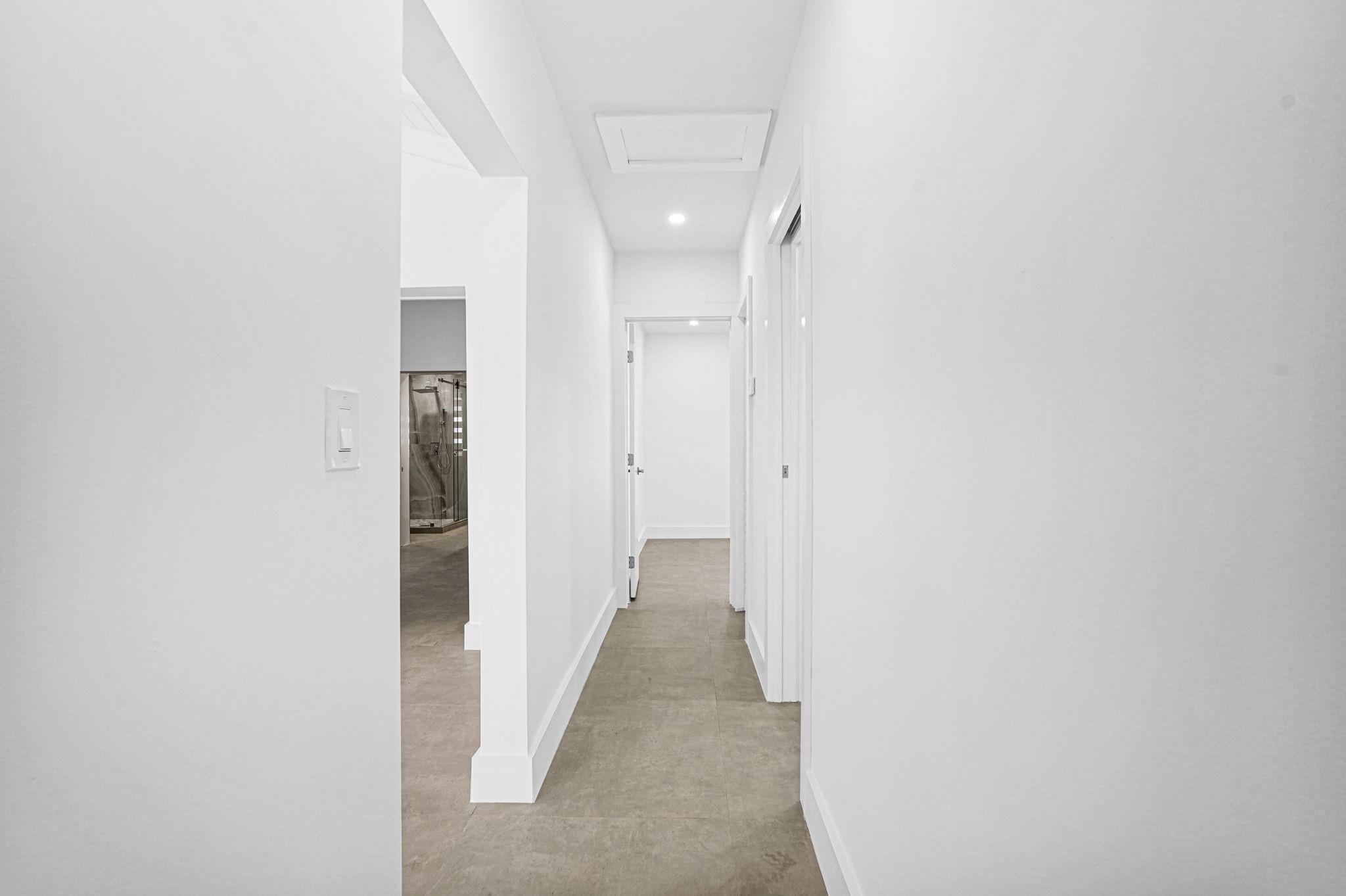 2291 SW 17th St Miami, FL 33145