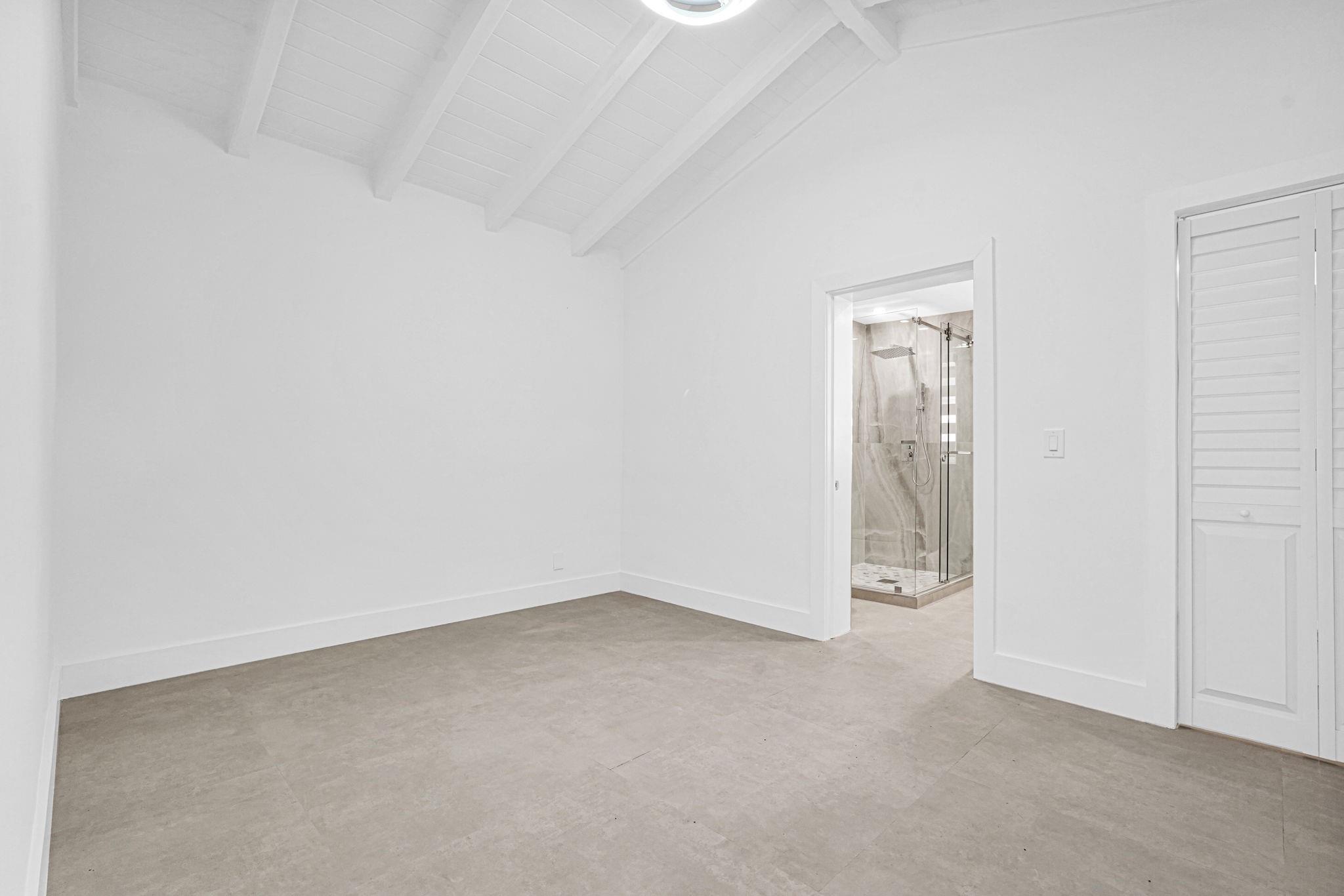 2291 SW 17th St Miami, FL 33145