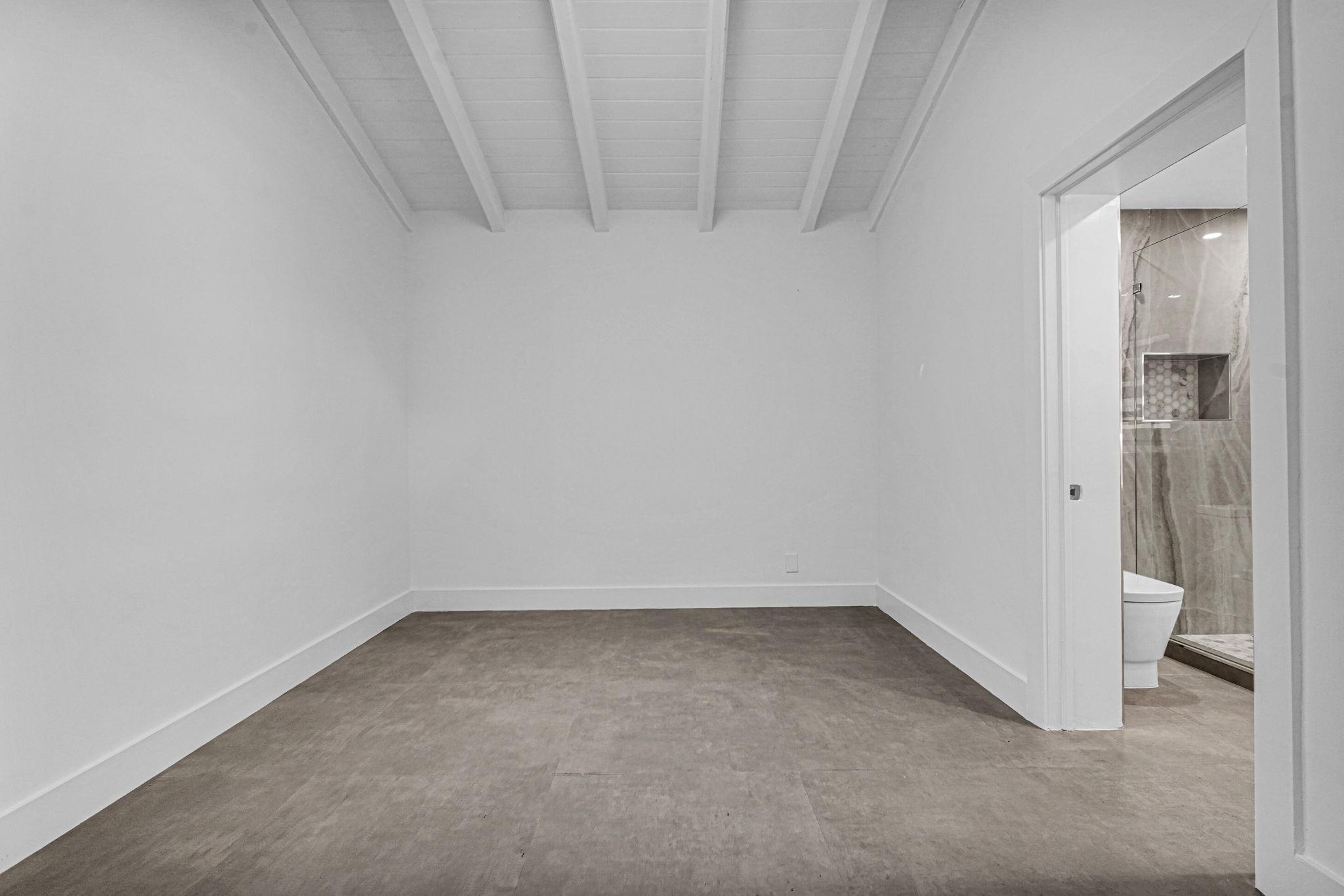 2291 SW 17th St Miami, FL 33145