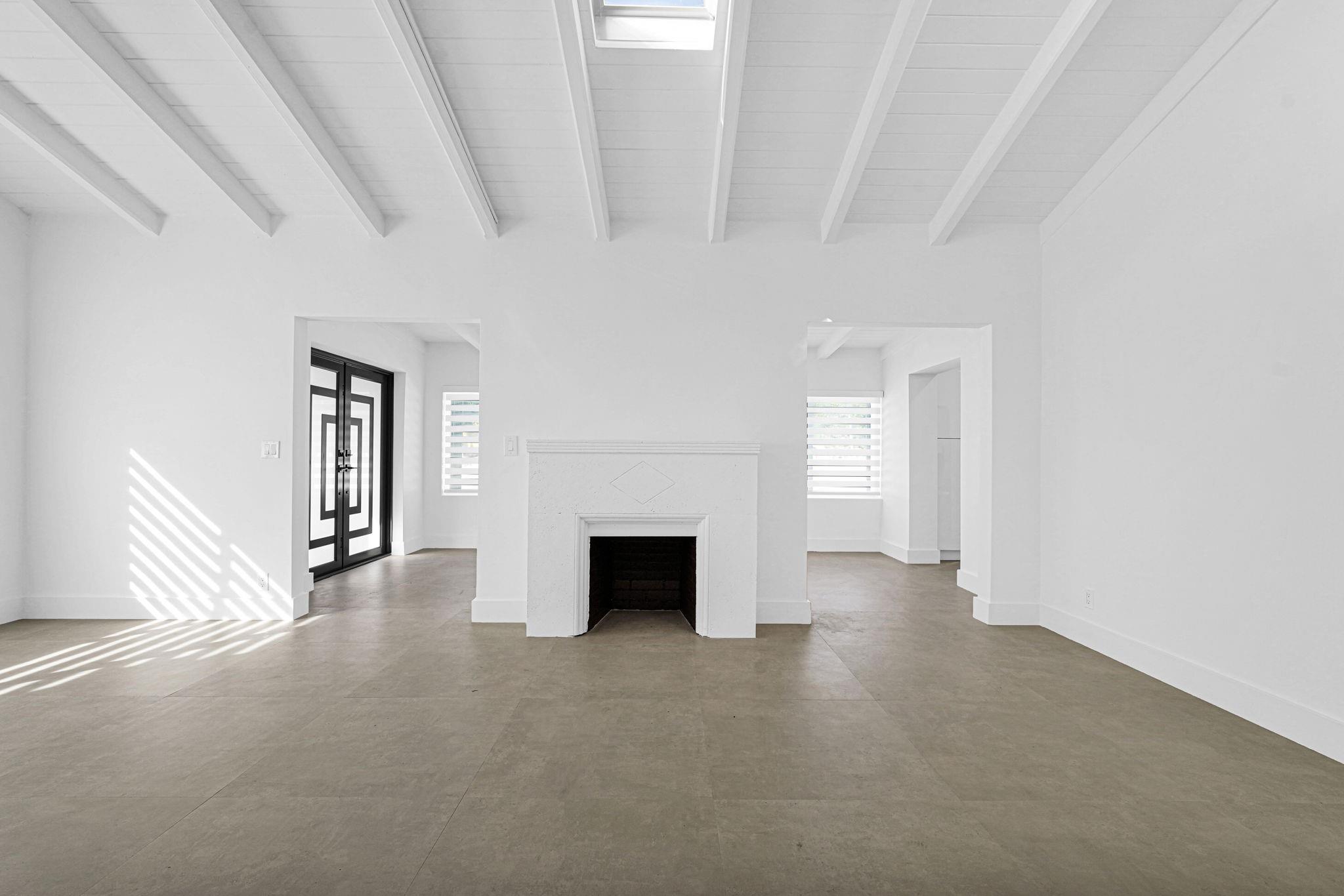 2291 SW 17th St Miami, FL 33145