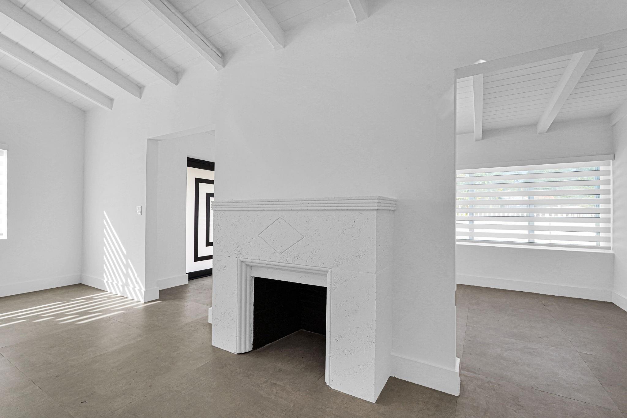 2291 SW 17th St Miami, FL 33145