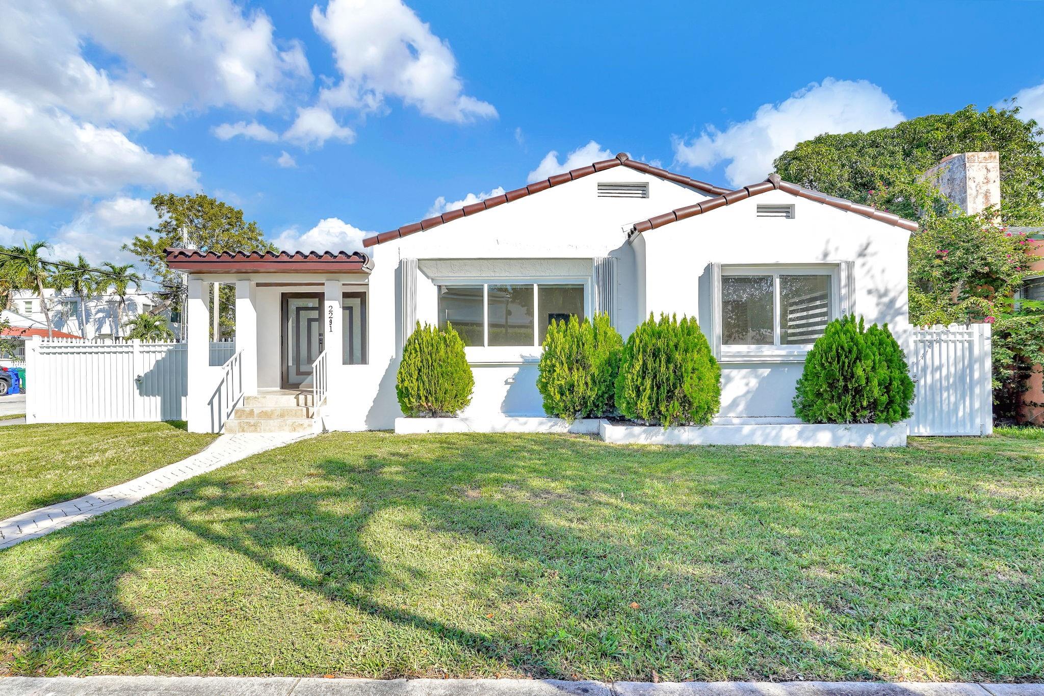 2291 SW 17th St Miami, FL 33145