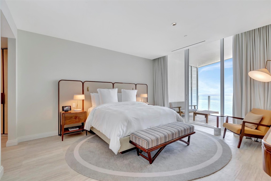 525 N Fort Lauderdale Bch #1705 Fort Lauderdale, FL 33304