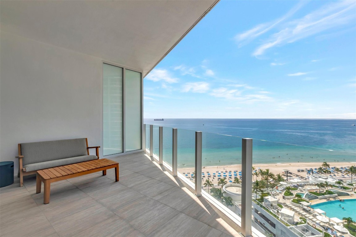 525 N Fort Lauderdale Bch #1705 Fort Lauderdale, FL 33304